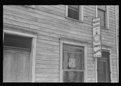 Jewelry repair shop, central Ohio