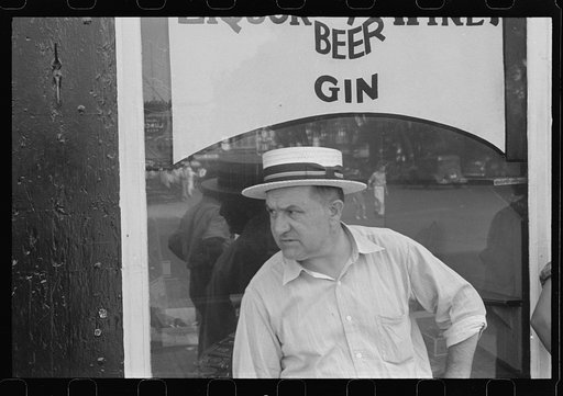 Street scene, Washington Court House, Ohio (see general caption)
