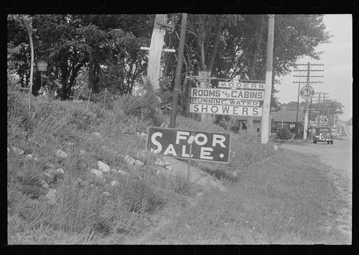 Tourist signs on the highway, central Ohio (see general caption)