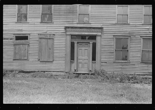 Abandoned house, central Ohio