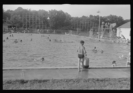 Swimming pool, Buckeye Lake Amusement Park, near Columbus, Ohio (see general caption)