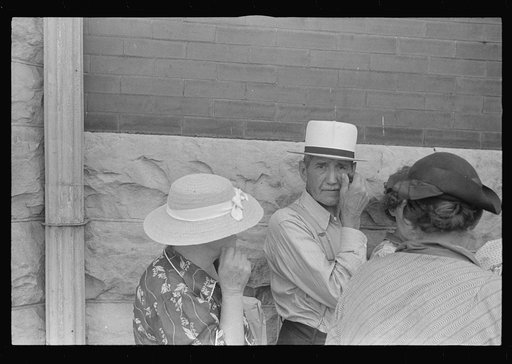 Untitled photo, possibly related to: Waiting for relief commodities, Urbana, Ohio