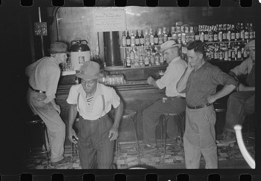 Wonder Bar, hot spot of Circleville, Ohio (see general caption)