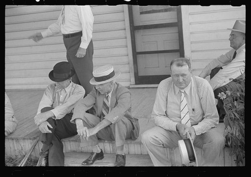 Untitled photo, possibly related to: Spectators at farmland auction, New Carlisle [i.e. Marysville], Ohio
