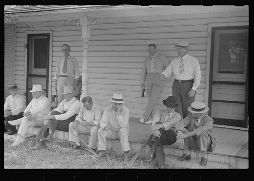Spectators at farmland auction, New Carlisle [i.e. Marysville], Ohio