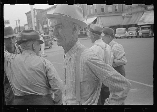 Street scene, Marysville, Ohio