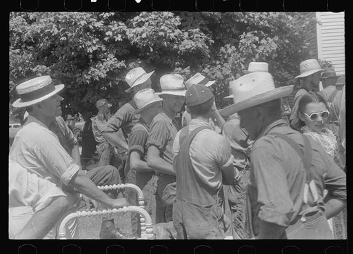Untitled photo, possibly related to: Public auction in central Ohio
