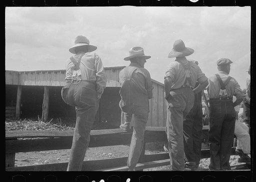 Untitled photo, possibly related to: Public auction in central Ohio