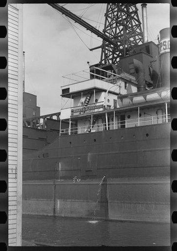 Untitled photo, possibly related to: Wharf scene, Portland, Maine