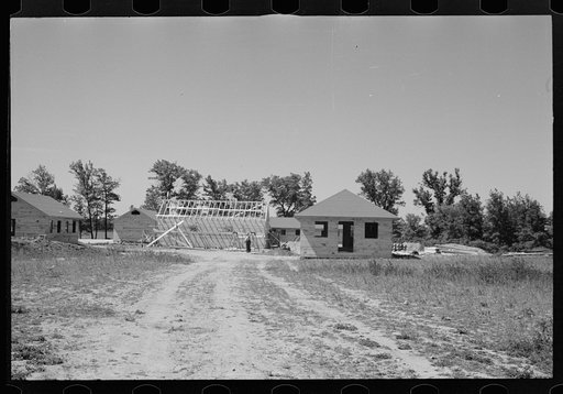 Untitled photo, possibly related to: Negro workers on Newport News Homesteads, Virginia