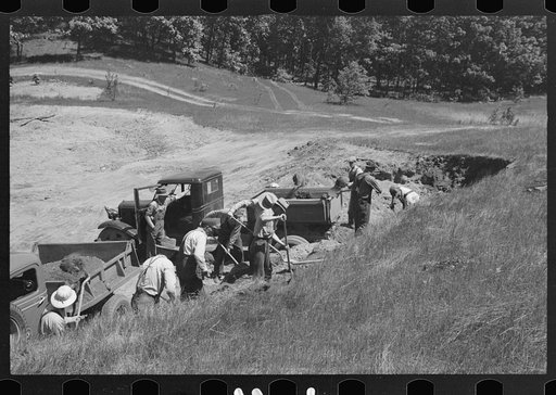 Untitled photo, possibly related to: Negro workers on Newport News Homesteads, Virginia