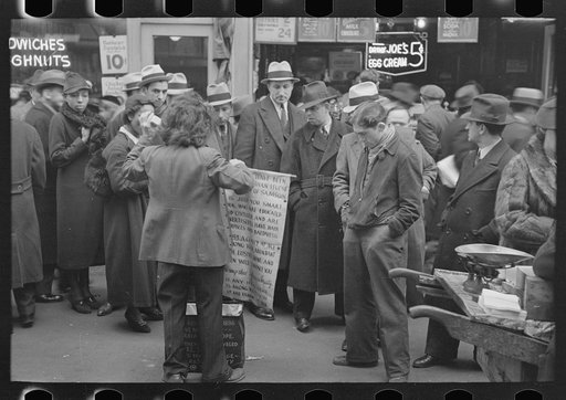 Hair tonic salesman advertising his wares, 7th Avenue at 38 Street, New York City