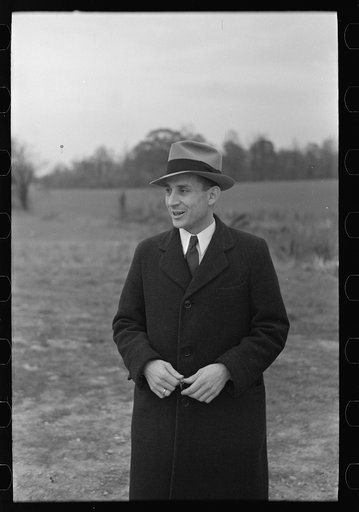 Walter A. Simon, community manager, Jersey Homesteads, New Jersey