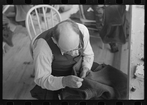 Closeup of tailor, Jersey Homesteads garment factory, Hightstown, New Jersey