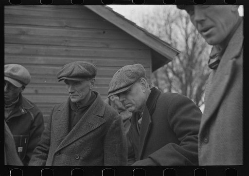 Types of farmers at country auction near Aledo, Illinois