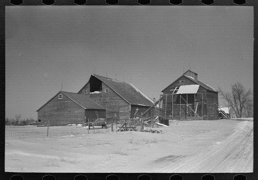 Untitled photo, possibly related to: Farm buildings, Rustan brothers' farm, Dickens, Iowa