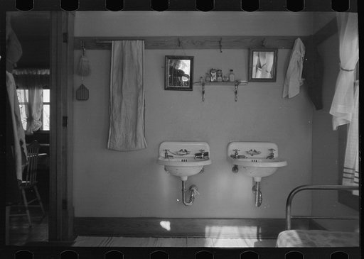 Washroom of Rustan brothers' farmhome near Dickens, Iowa