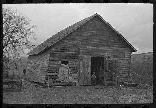 Corncrib on Frank Moody's farm in Miller Township, Woodbury County, Iowa