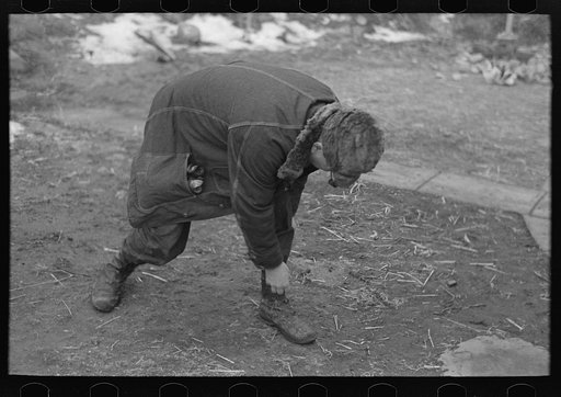 Untitled photo, possibly related to: A group of farmers on sale day in Mapleton, Iowa