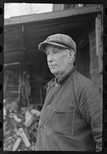 William McDermott, tenant on 120 acre farm owned by an estate near Anthon, Iowa