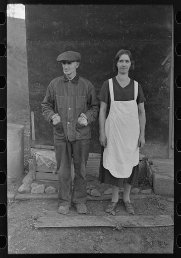 Mr. and Mrs. Charles Banta, farmers near Anthon, Iowa. They have groceries to last for only ten days unless they sell some of their livestock which is most essential for farming next spring. They hardly have a ton of wheat straw, and all the WPA money has been spent for livestock feed