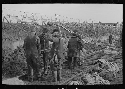 Untitled photo, possibly related to: Working on the levee at Bird's Point, Missouri during the height of the flood