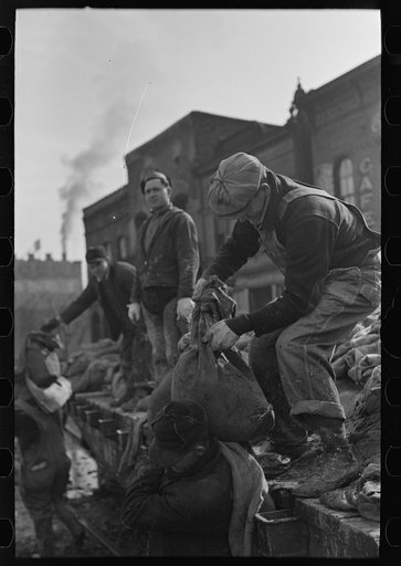 Untitled photo, possibly related to: Working on the levee at Bird's Point, Missouri during the height of the flood
