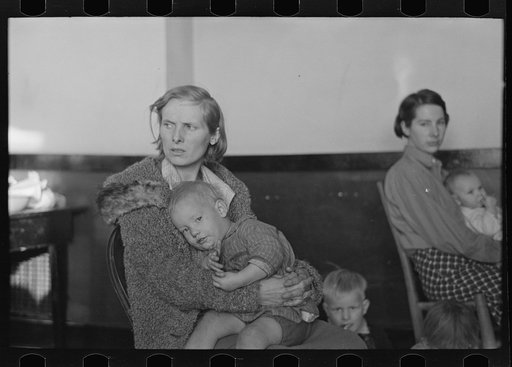 Mother and child, flood refugees in a schoolhouse at Sikeston, Missouri