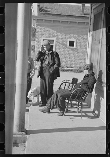 Durman Hotel, Little Fork, Minnesota, a favorite place for lumberjacks to sit