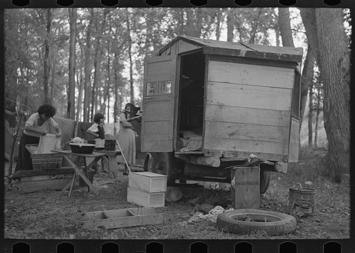 Trailer home near Little Fork, Minnesota