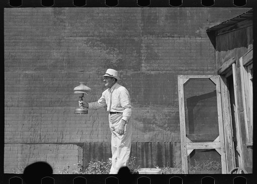 The auctioneer at S.W. Sparlin sale, Orth, Minnesota