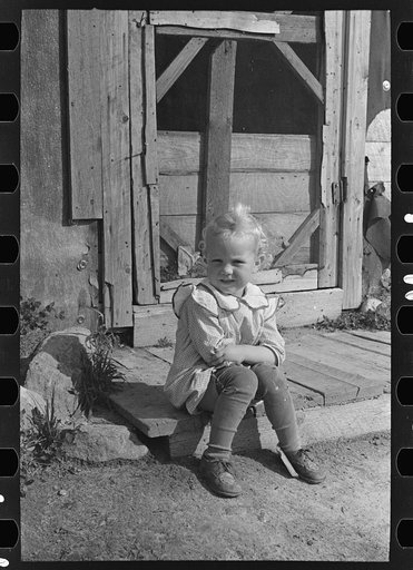 Child of cut-over farmer, near Northome, Minnesota
