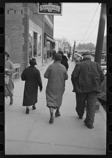 Farm couple in Williston, North Dakota