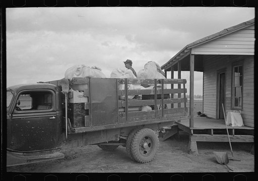 Southeast Missouri Farms. Moving from old home to new