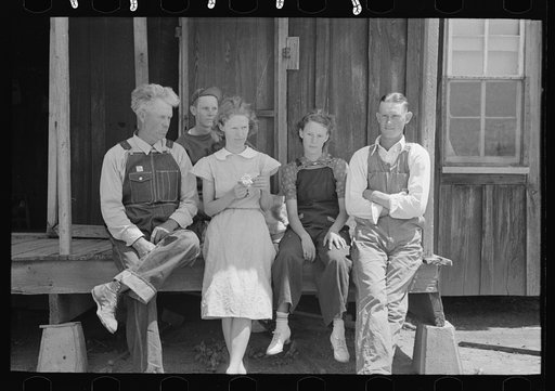 Family of FSA (Farm Security Administration) client and former sharecropper. Southeast Missouri Farms