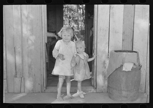 Children of sharecropper, cut-over farmer of Mississippi bottoms