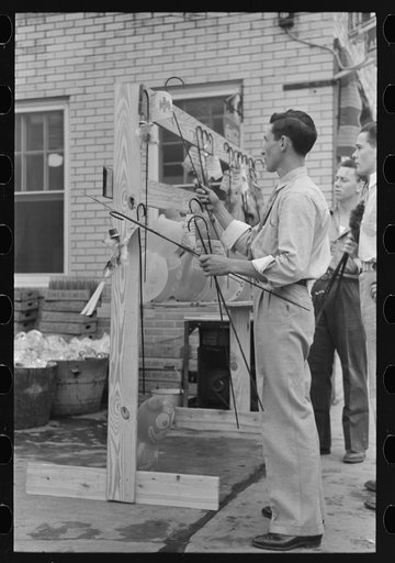 Untitled photo, possibly related to: Refreshment stand at state fair, Donaldsonville, Louisiana