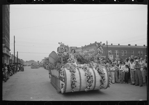 Parade of the floats, National Rice Festival, Crowley, Louisiana