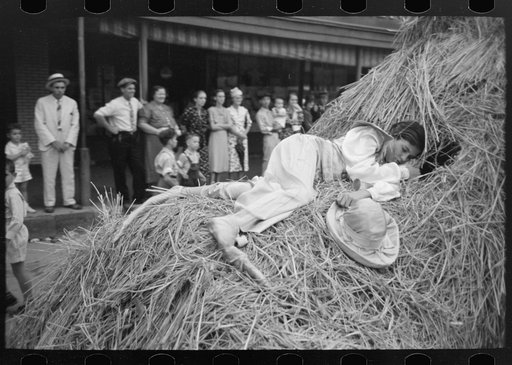 Untitled photo, possibly related to: Parade of the floats, National Rice Festival, Crowley, Louisiana