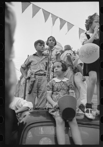 Untitled photo, possibly related to: Group of people at southern Louisiana state fair, Donaldsonville, Louisiana