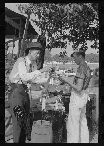 Concessionaire, state fair, Donaldsonville, Louisiana