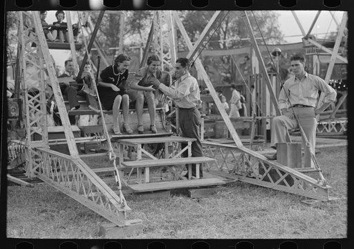Untitled photo, possibly related to: Crowd listening to barker at sideshow, state fair, Donaldsonville, Louisiana