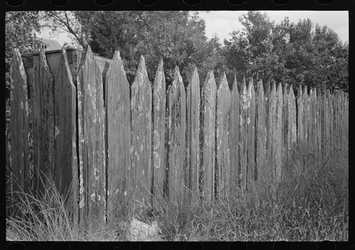 Picket fence near Paulina, Louisiana