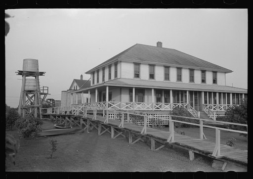 Bar pilot's house, Pilottown, Louisiana