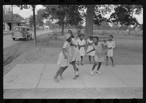 Little Negro girls playing, Lafayette, Louisiana