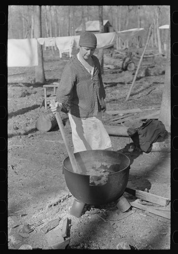 Housewife boiling clothes, Chicot Farms, Arkansas