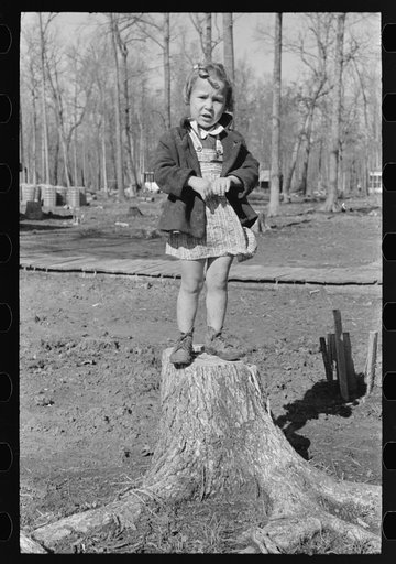 Daughter of farmer, Chicot Farms, Arkansas