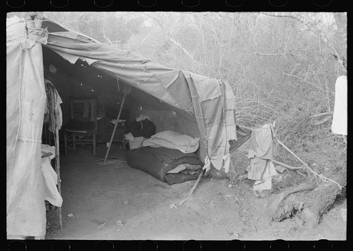 Untitled photo, possibly related to: Tent home of white migrant family near Harlingen, Texas