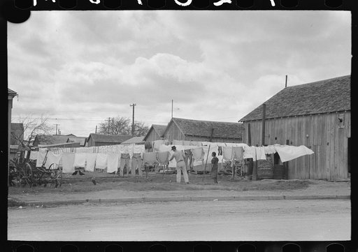 Housing of Mexican day laborers, Robstown, Texas