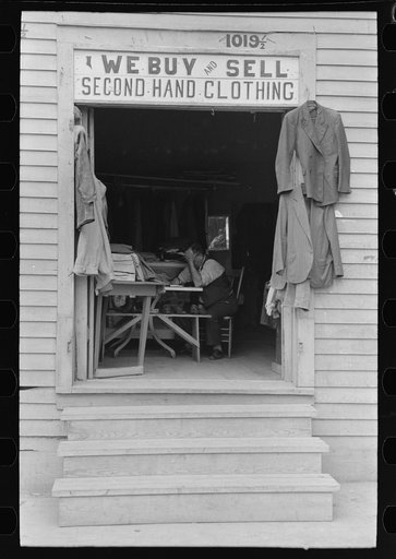 Secondhand clothing store, Corpus Christi, Texas